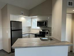 Picture of 3430 Pinewalk Dr N # 622, Margate, FL 33063