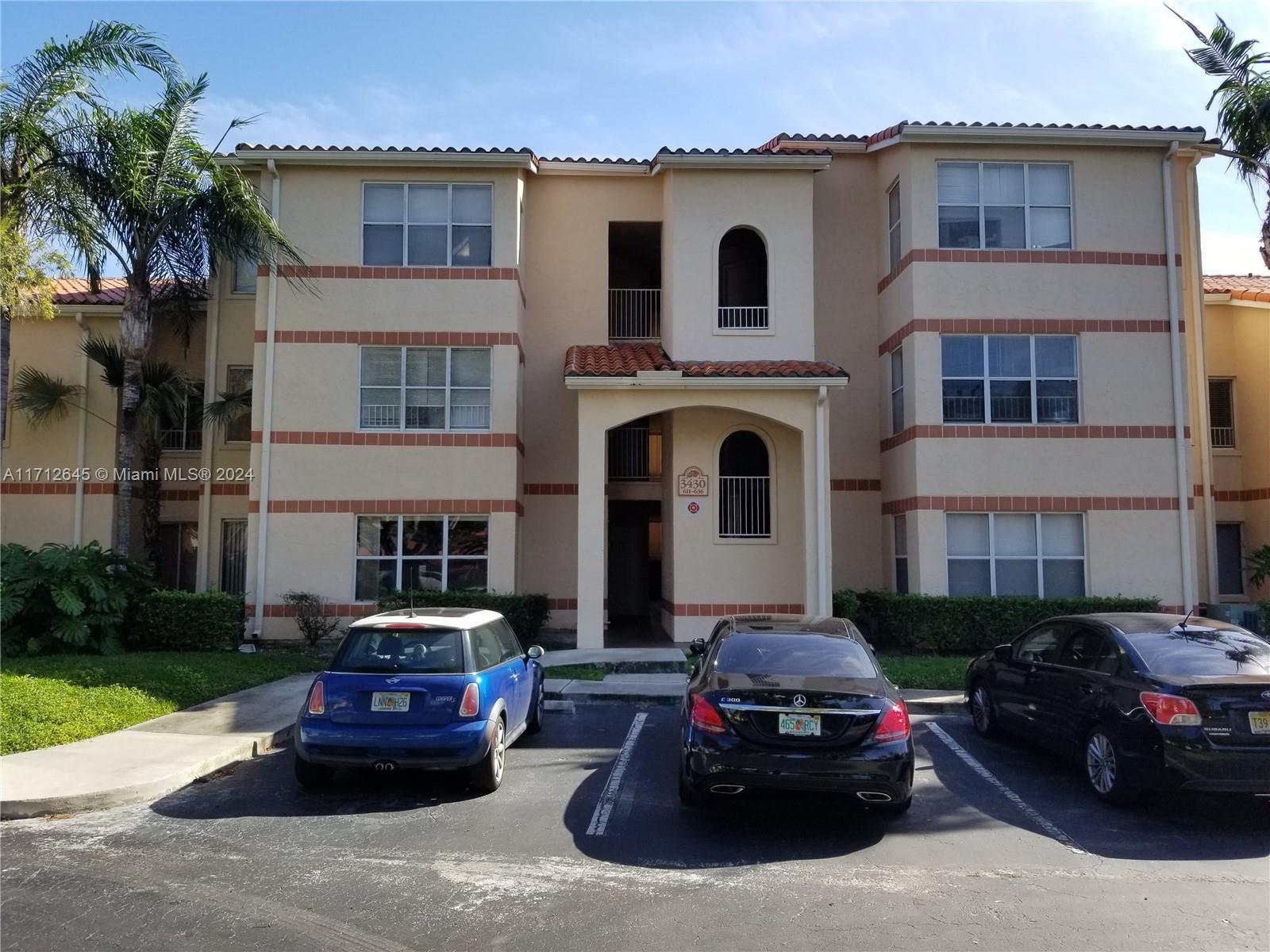 Picture of 3430 Pinewalk Dr N # 622, Margate, FL 33063