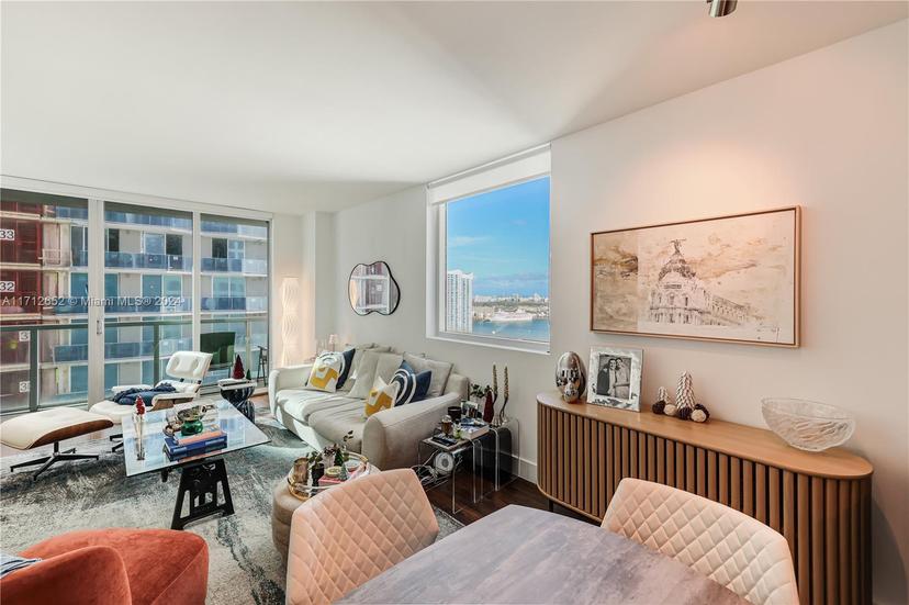 Picture of 55 SE 6Th St # 3407, Miami FL 33131