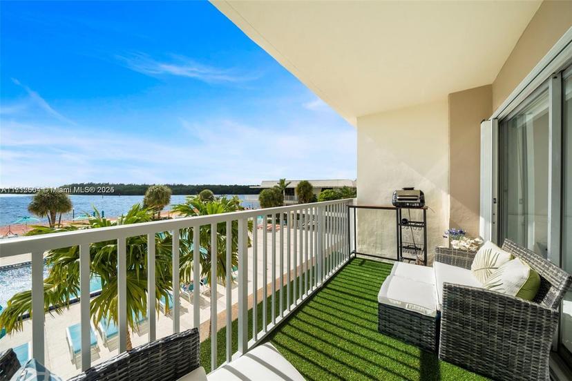 Picture of 300 Bayview Dr # 210, Sunny Isles Beach FL 33160