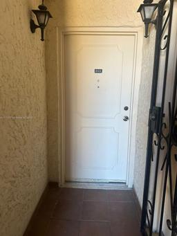 Picture of 1051 SW 1St St # 303, Miami, FL 33130