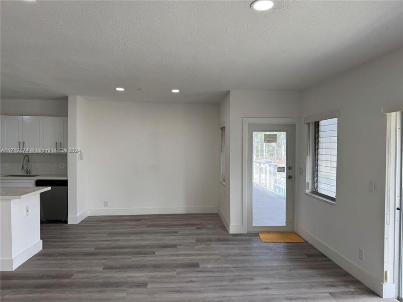 Picture of 630 Layne Blvd # 211, Hallandale Beach FL 33009