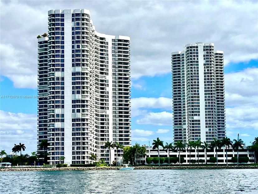 Picture of 3530 Mystic Pointe Dr # 3206, Aventura FL 33180
