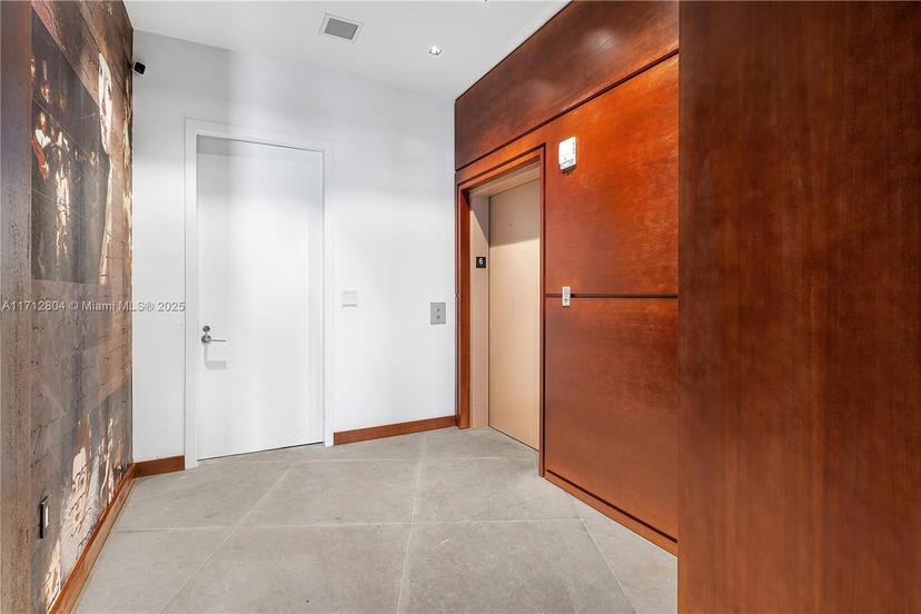 Picture of 2675 S Bayshore Dr # 602S, Miami FL 33133