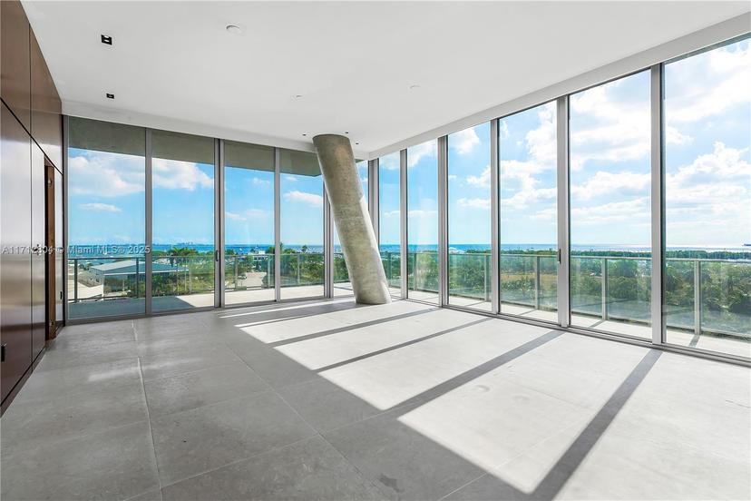 Picture of 2675 S Bayshore Dr # 602S, Miami FL 33133