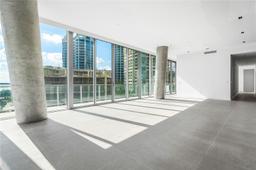 Picture of 2675 S Bayshore Dr # 602S, Miami, FL 33133