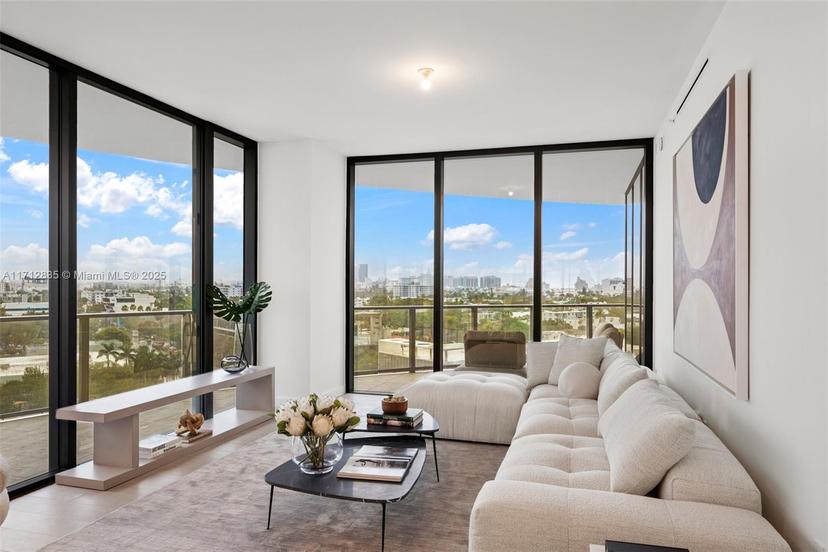 Picture of 500 Alton # 1005, Miami Beach FL 33139