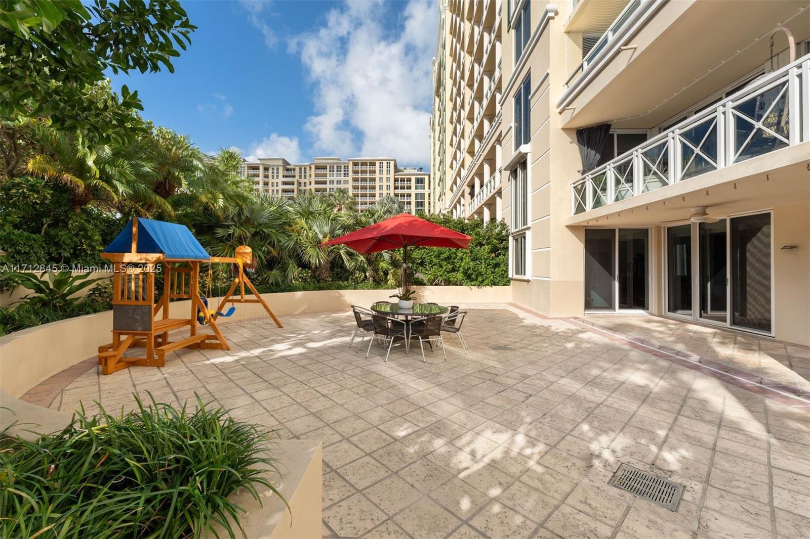 Picture of 430 Grand Bay Dr # 101, Key Biscayne, FL 33149