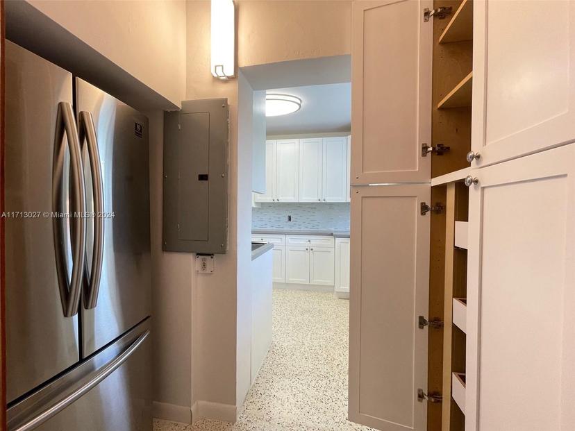 Picture of 2920 SW 60Th Ct, Miami FL 33155
