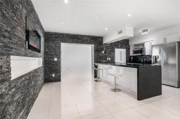 Picture of 18361 NE 7Th Ct, North Miami Beach, FL 33179