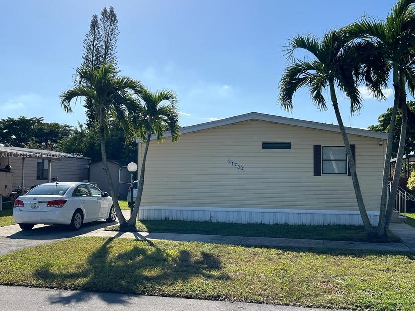 Picture of 21780 NW 2Nd Ct, Pembroke Pines FL 33029