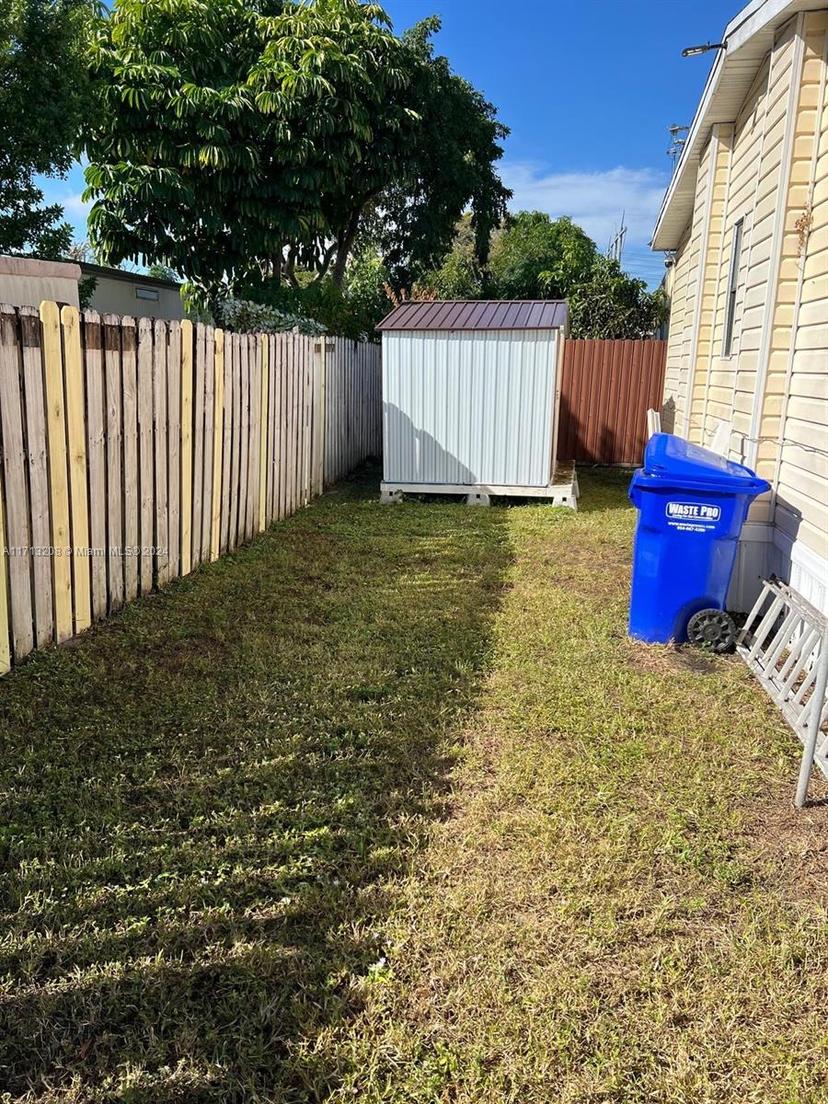 Picture of 21780 NW 2Nd Ct, Pembroke Pines FL 33029