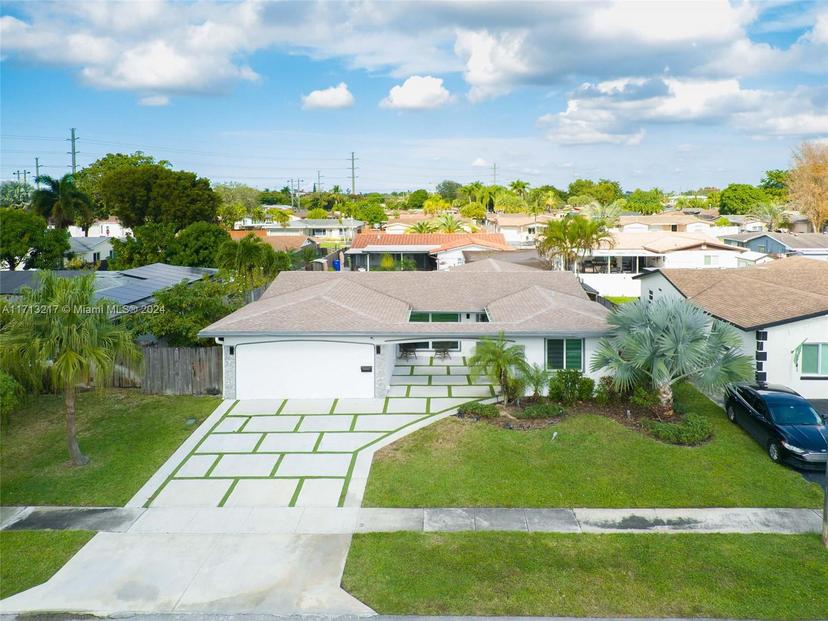 Picture of 9021 NW 20Th St, Pembroke Pines FL 33024