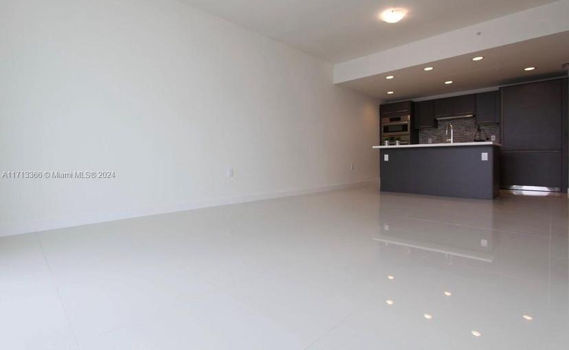 Picture of 7875 NW 107Th Ave # 719, Doral FL 33178