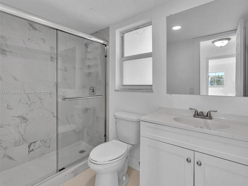Picture of 2900 W Sunrise Lakes Dr # 104, Sunrise FL 33322