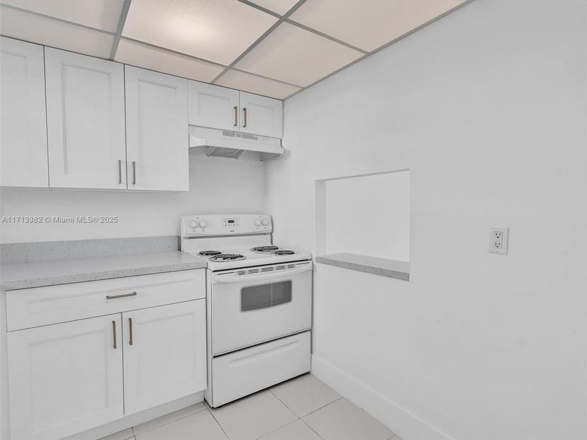 Picture of 2900 W Sunrise Lakes Dr # 104, Sunrise FL 33322