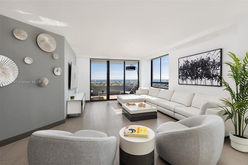 Picture of 1330 West Ave # 1813, Miami Beach FL 33139