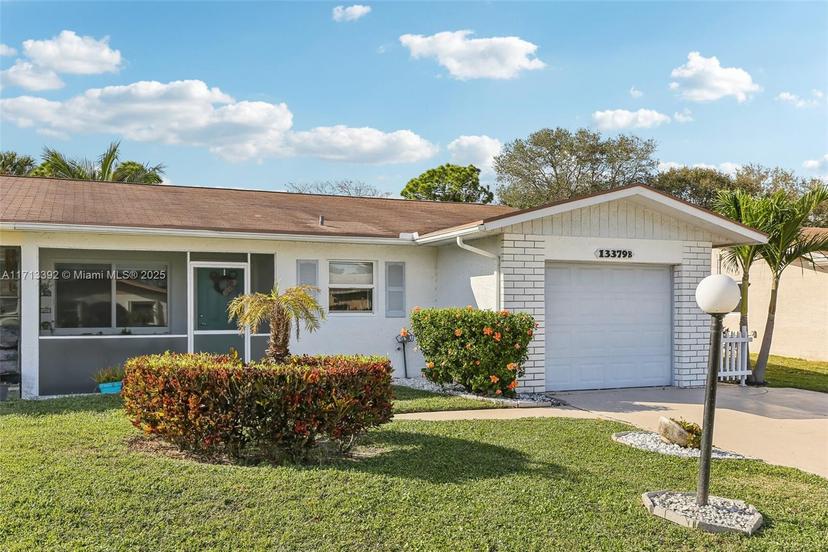 Picture of 13379 Via Vesta # B, Delray Beach FL 33484