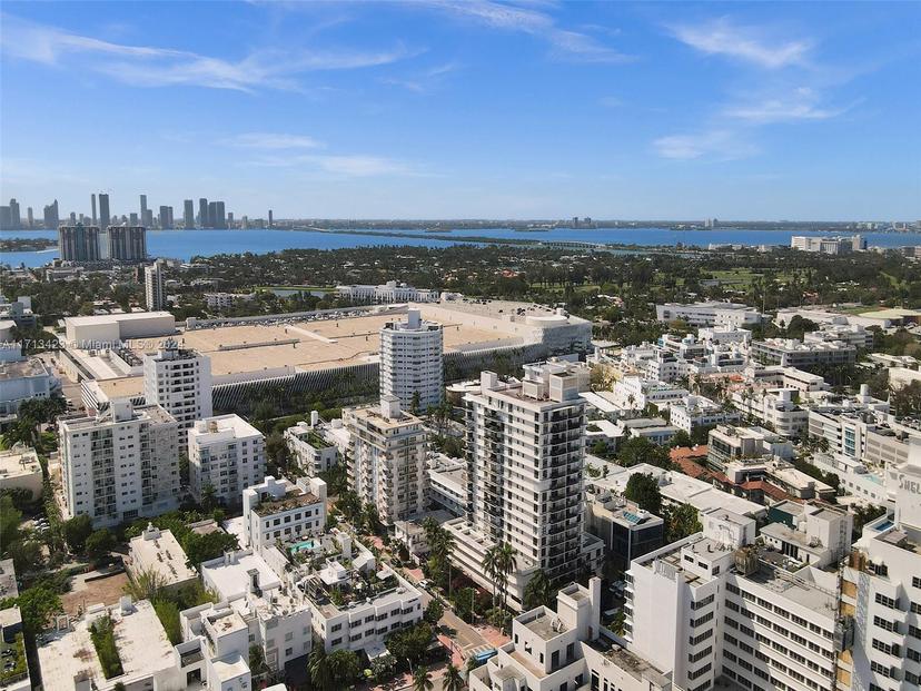 Picture of 1800 Collins Ave # 7B, Miami Beach FL 33139