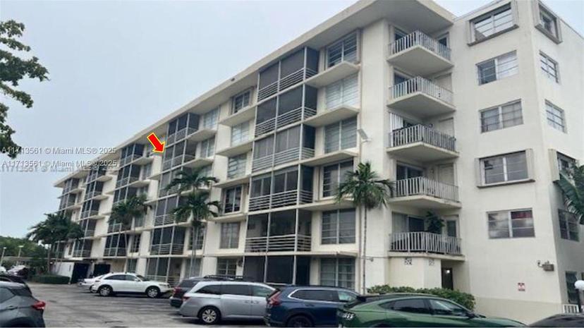 Picture of 1750 NE 115Th St # 407, Miami FL 33181