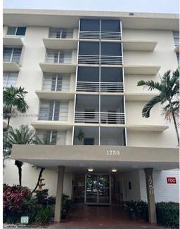 Picture of 1750 NE 115Th St # 407, Miami, FL 33181