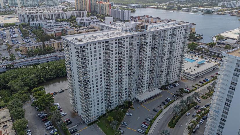 Picture of 230 174Th St # 615, Sunny Isles Beach FL 33160