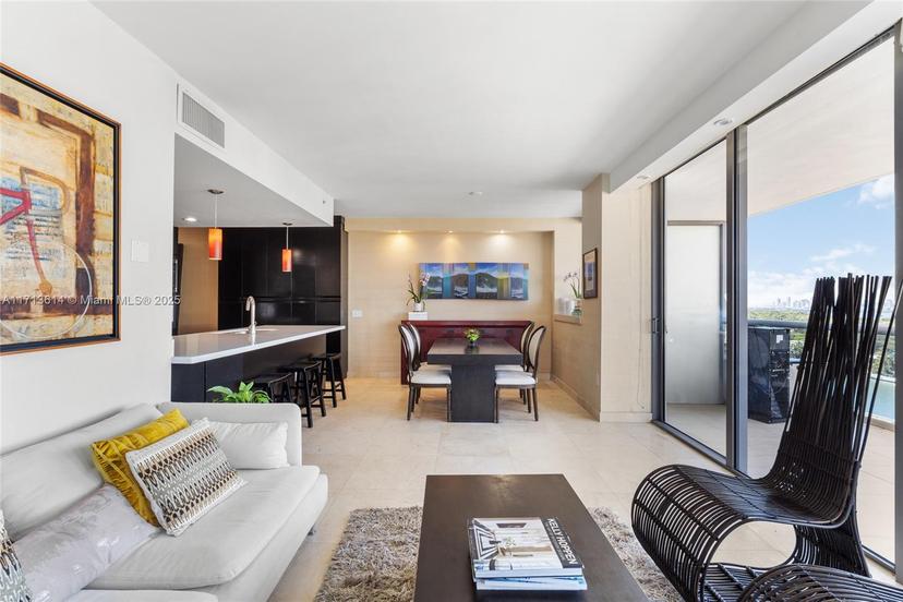 Picture of 5875 Collins Ave # 1507, Miami Beach FL 33140