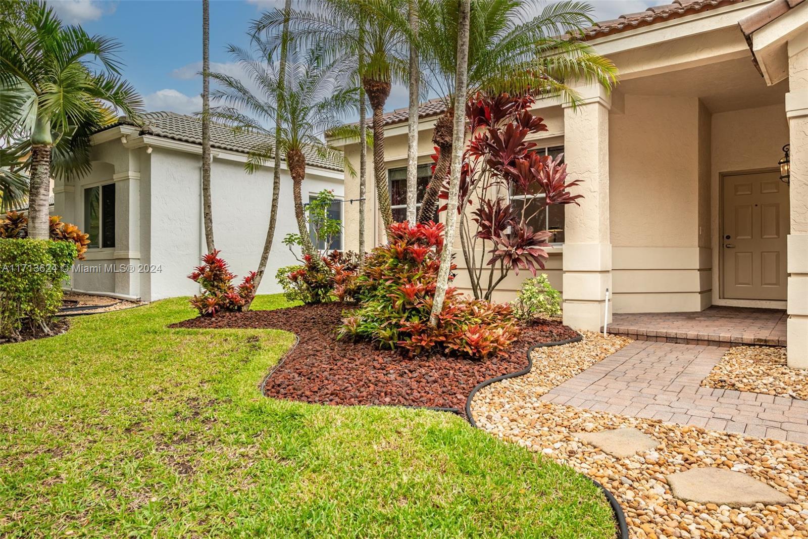 Picture of 977 Lavender Cir, Weston, FL 33327