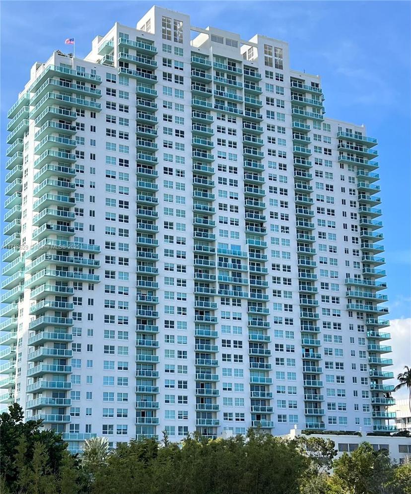 Picture of 650 West Ave # 2412, Miami Beach FL 33139