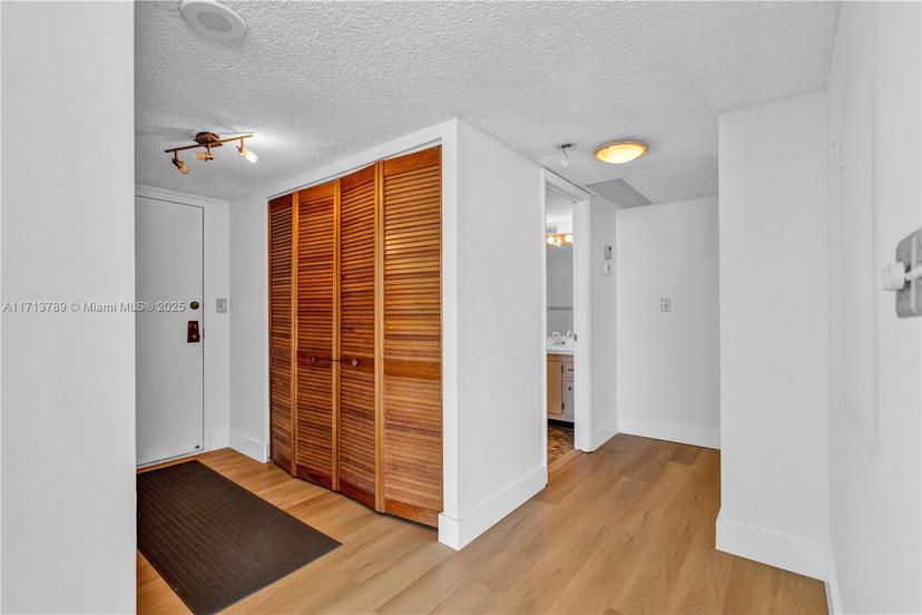 Picture of 3800 S Ocean Dr # 1806, Hollywood FL 33019