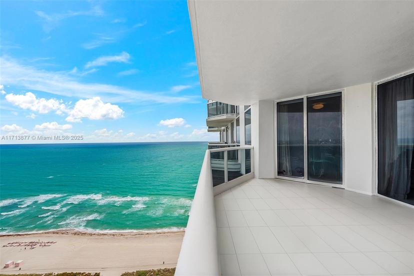 Picture of 4779 Collins Ave # 3108, Miami Beach FL 33140
