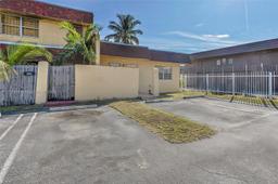 Picture of 624 NW 179Th St, Miami Gardens, FL 33169