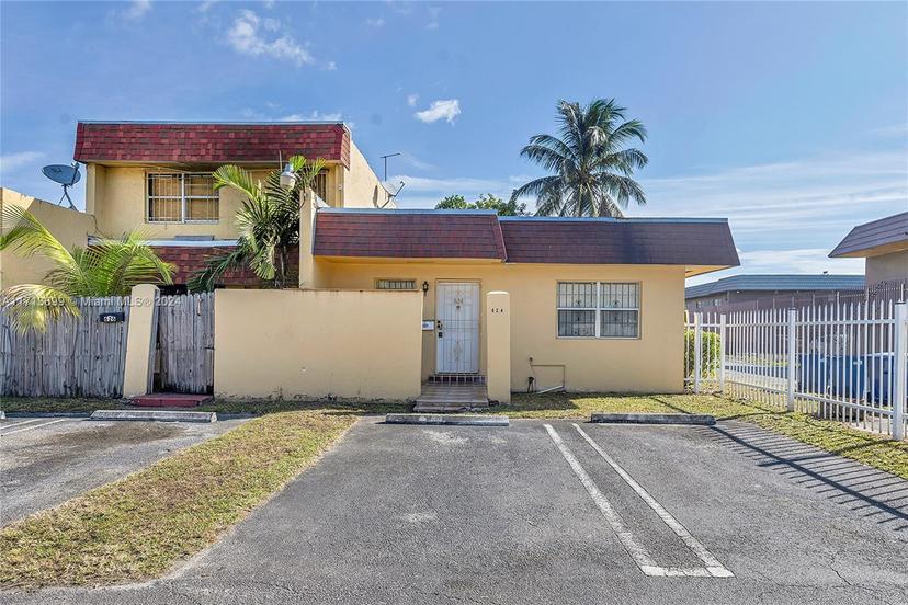 Picture of 624 NW 179Th St, Miami Gardens FL 33169