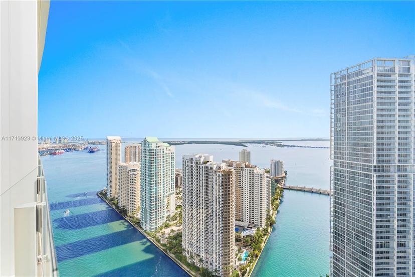 Picture of 300 Biscayne Blvd Way # 4407, Miami FL 33131