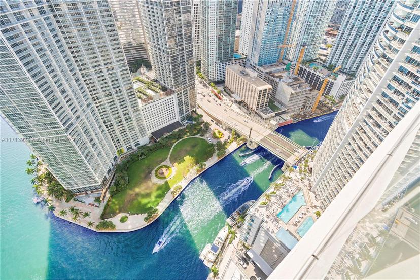 Picture of 300 Biscayne Blvd Way # 4407, Miami FL 33131