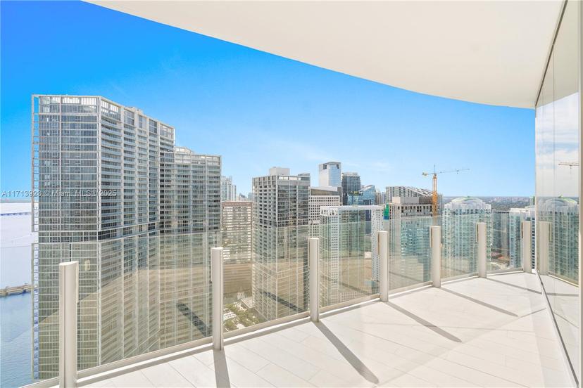 Picture of 300 Biscayne Blvd Way # 4407, Miami FL 33131