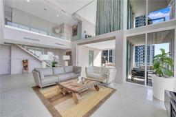 Picture of 1040 Biscayne Blvd, Miami, FL 33132