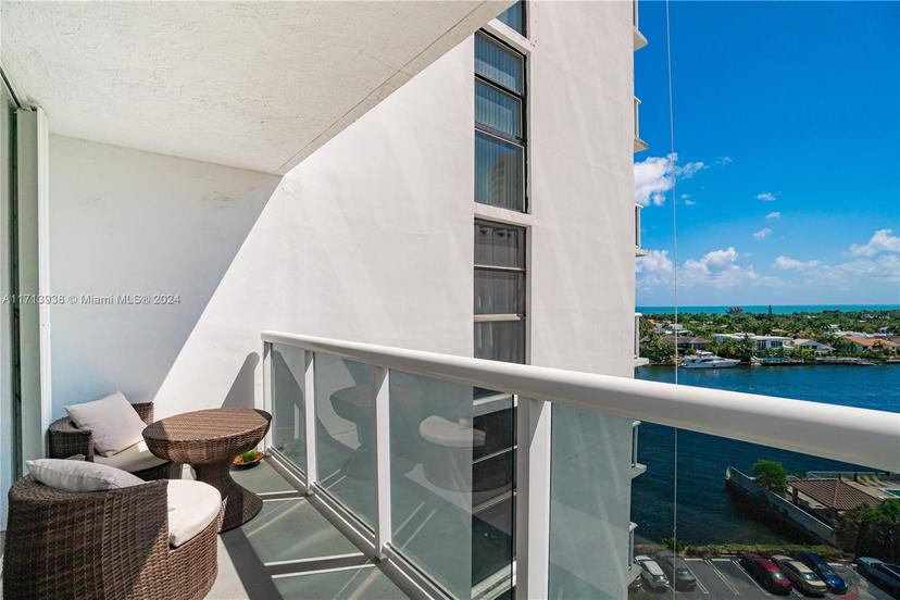Picture of 20515 E Country Club Dr # 1048, Aventura FL 33180