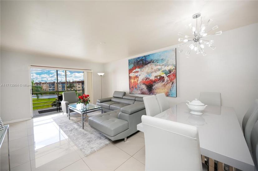 Picture of 8861 Sunrise Lakes Blvd # 301, Sunrise FL 33322