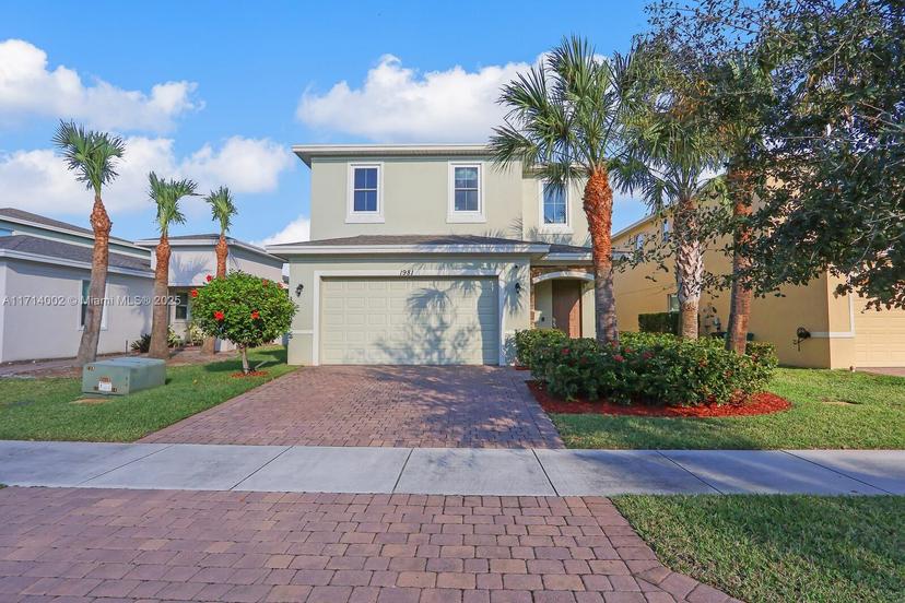 Picture of 1981 NW Cataluna Cir, Port St. Lucie FL 34986