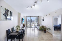 Picture of 1750 N Bayshore Dr # 3210, Miami, FL 33132