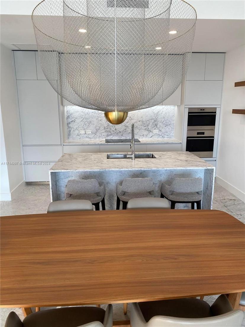 Picture of 5775 Collins Ave # 1105, Miami Beach FL 33140
