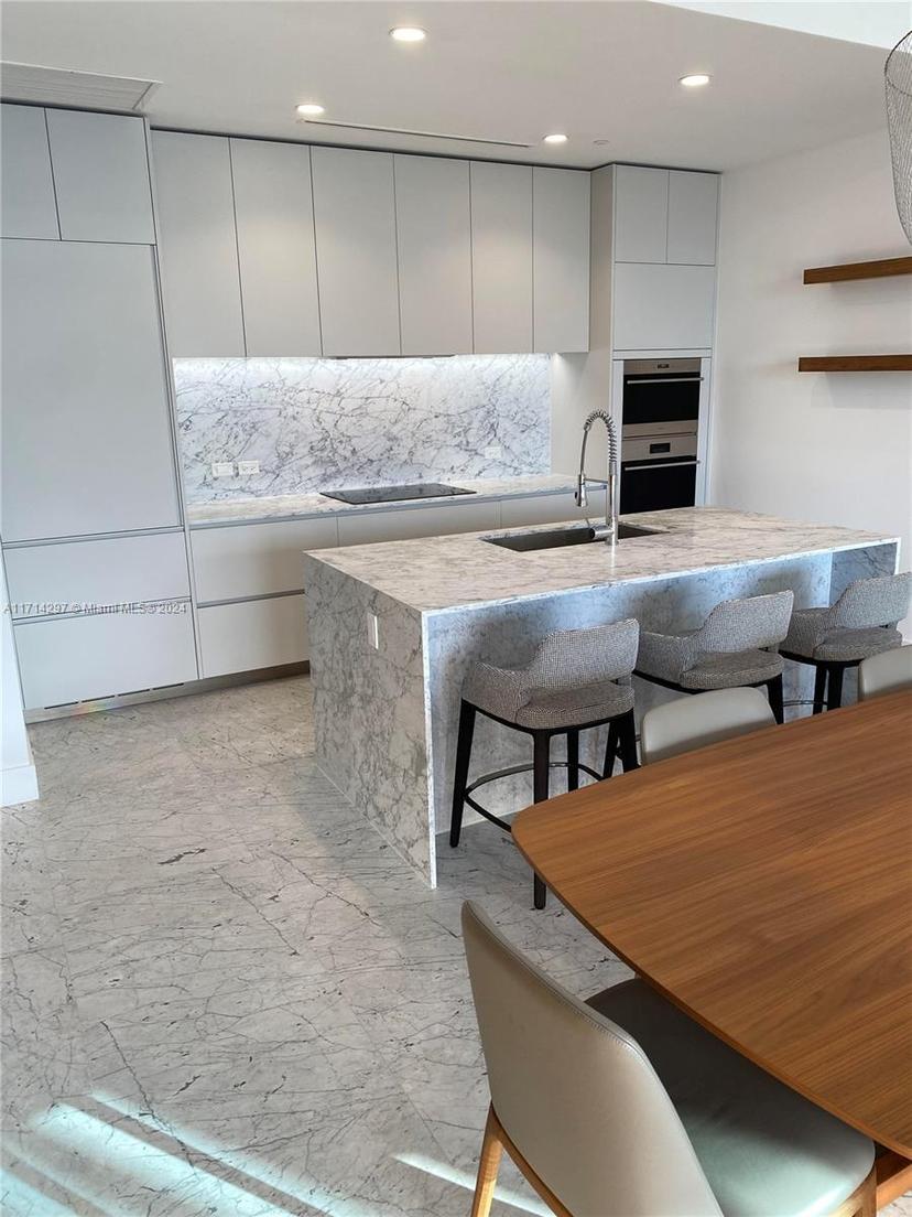 Picture of 5775 Collins Ave # 1105, Miami Beach FL 33140