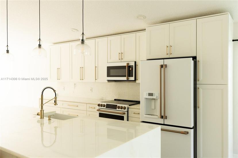 Picture of 2734 SW 179Th Ter, Miramar FL 33029