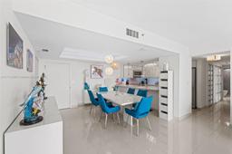 Picture of 650 West Ave # 2407, Miami Beach, FL 33139