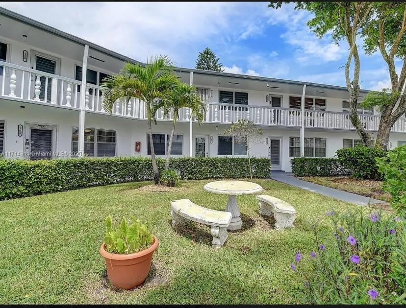 Picture of 106 Northampton # F, West Palm Beach FL 33417