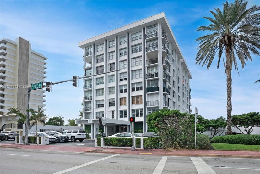 Picture of 5640 Collins Ave # 6C, Miami Beach FL 33140