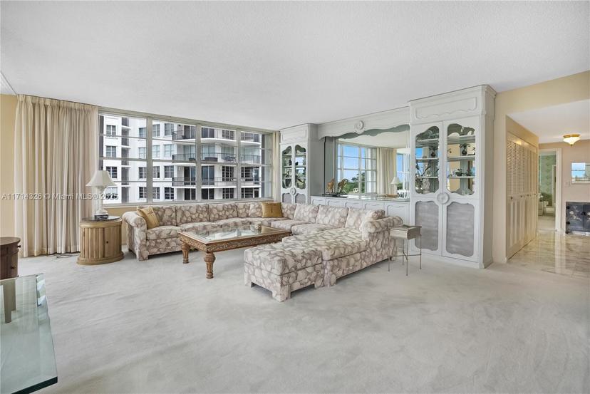 Picture of 5640 Collins Ave # 6C, Miami Beach FL 33140