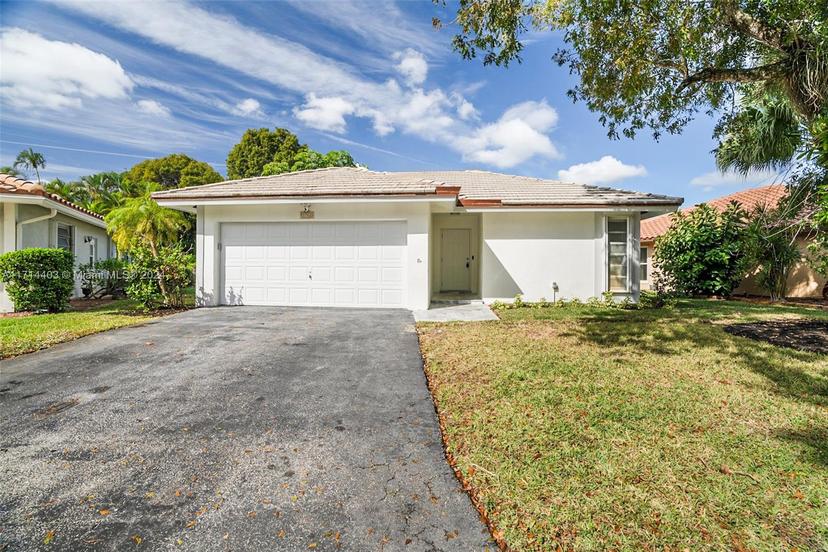 Picture of 1762 Riverwood Ln, Coral Springs FL 33071