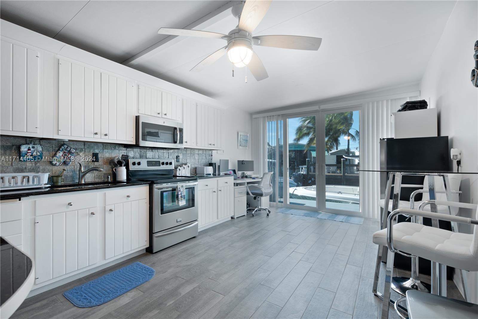 Picture of 1361 Overseas Hwy E11, Marathon, FL 33050